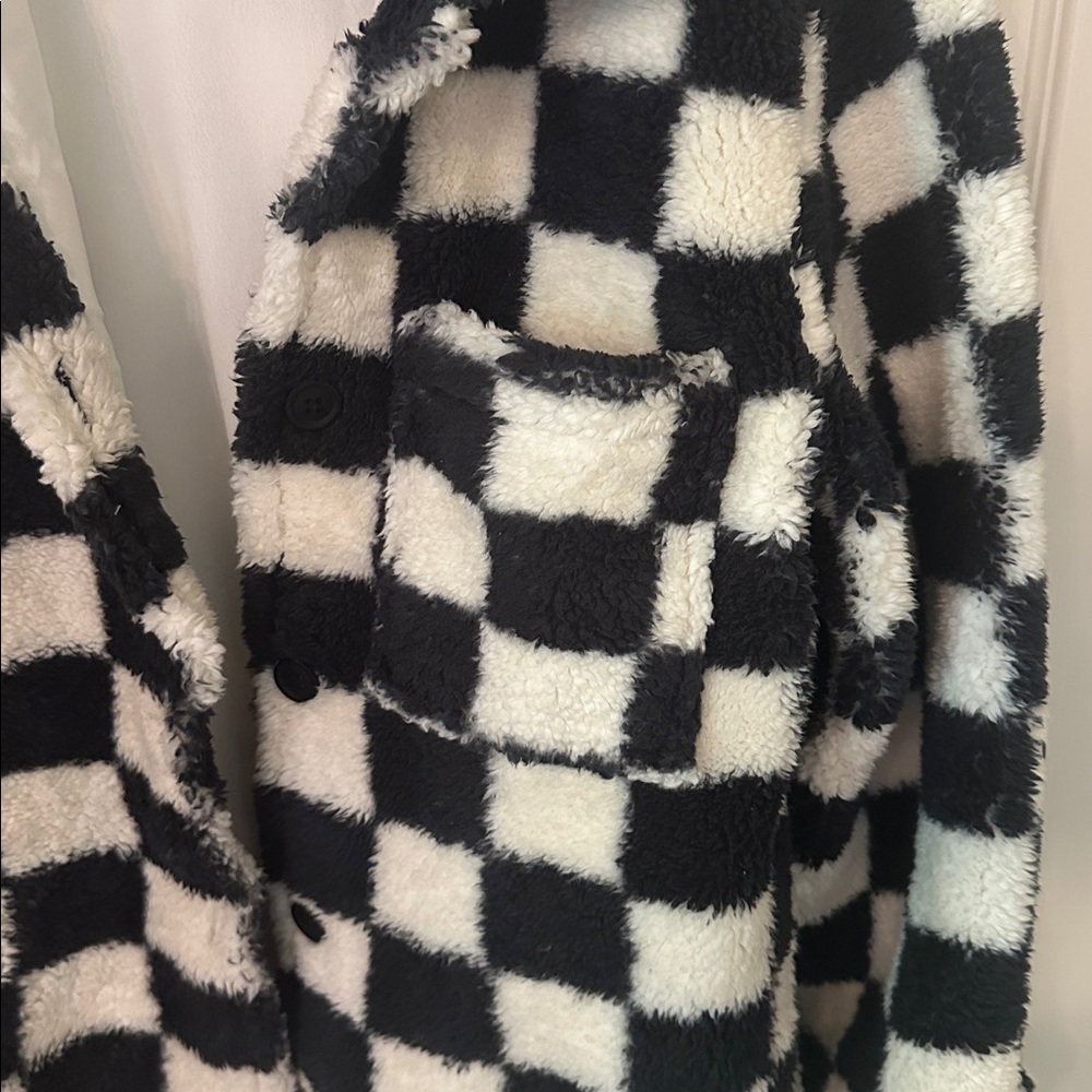 Nwot Cozy Checkered Button Down Jacket - image 2